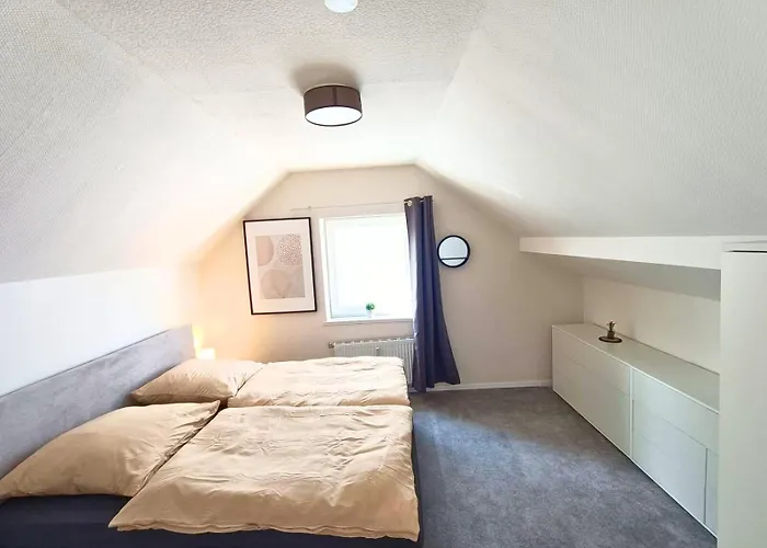 Lofty Maisonette Wohnung, A Lage, 10 Min Zur Messe Fuer Bis Zu 6 Personen Lejlighed *