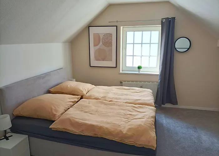 Lofty Maisonette Wohnung, A Lage, 10 Min Zur Messe Fuer Bis Zu 6 Personen *