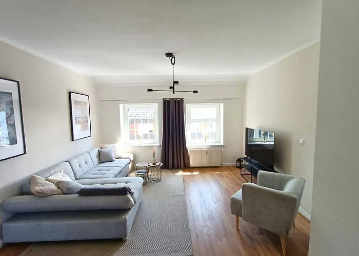 Daire Lofty Maisonette Wohnung, A Lage, 10 Min Zur Messe Fuer Bis Zu 6 Personen Essen